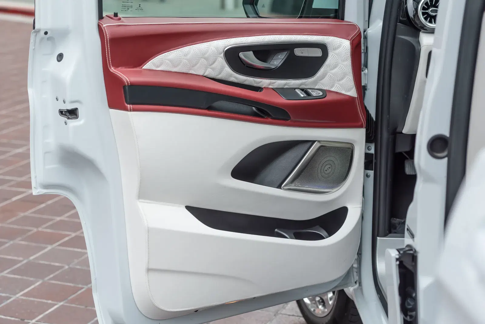 2021 Mercedes-Benz Metris Maybach-Style Conversion