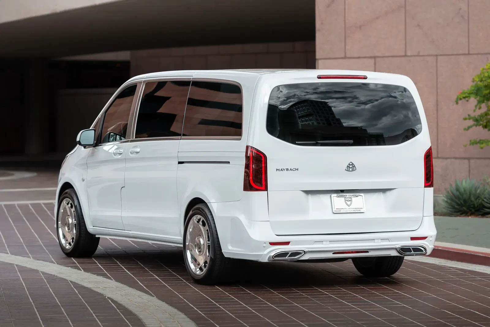 2021 Mercedes-Benz Metris Maybach-Style Conversion