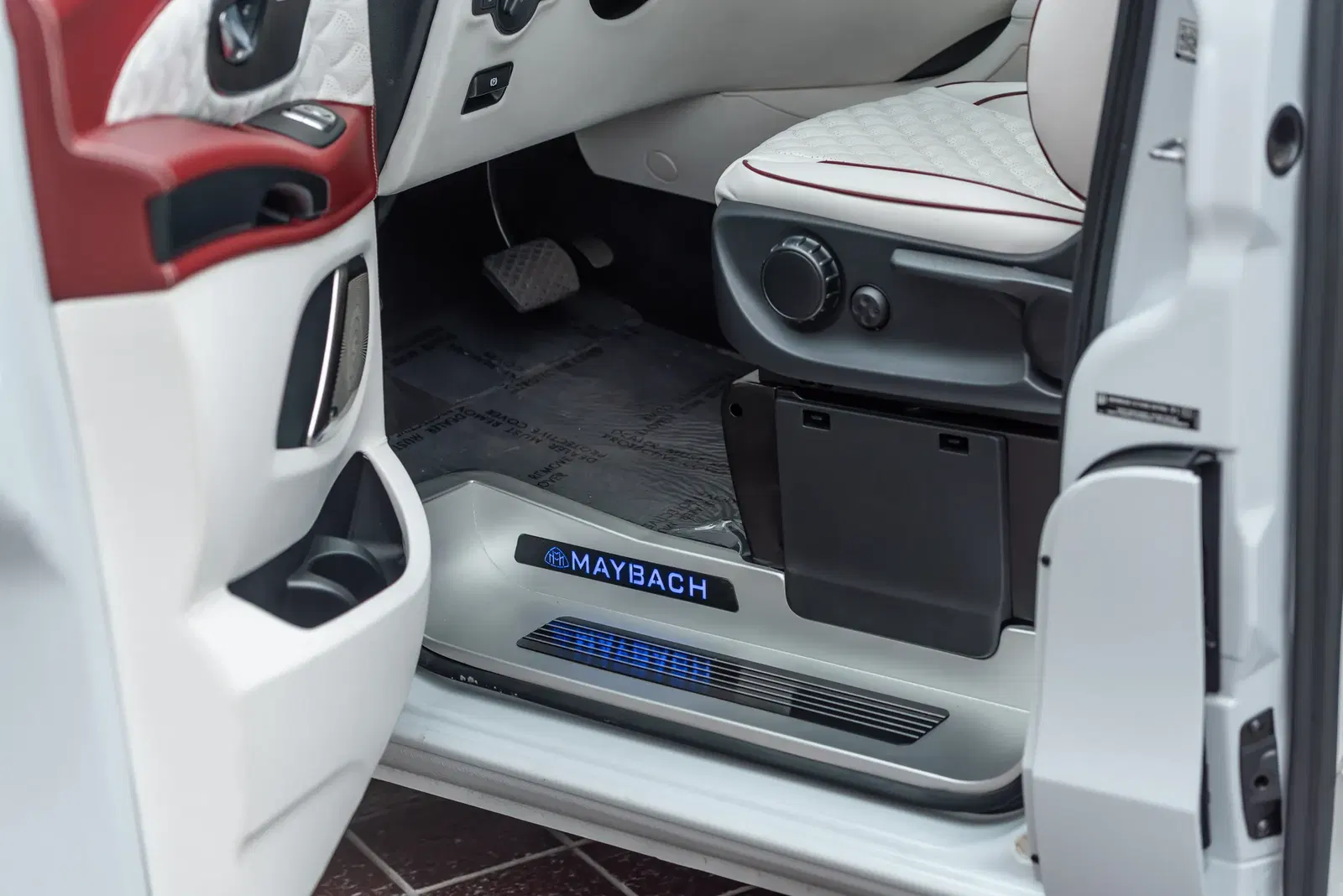 2021 Mercedes-Benz Metris Maybach-Style Conversion