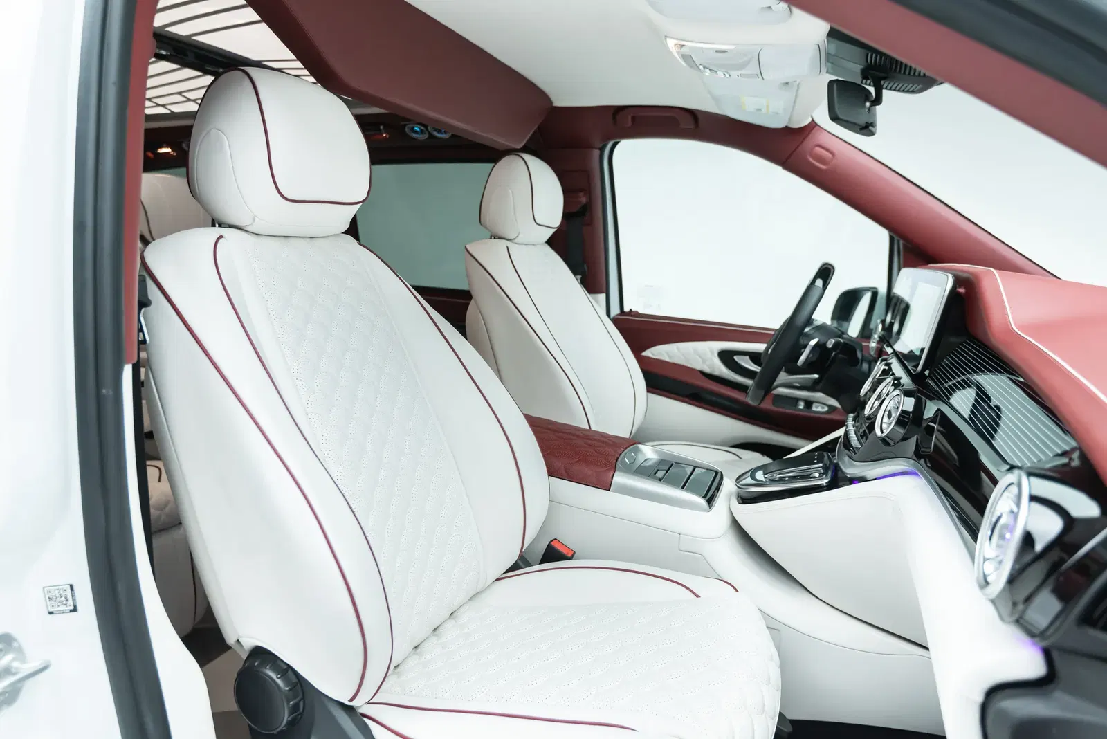 2021 Mercedes-Benz Metris Maybach-Style Conversion