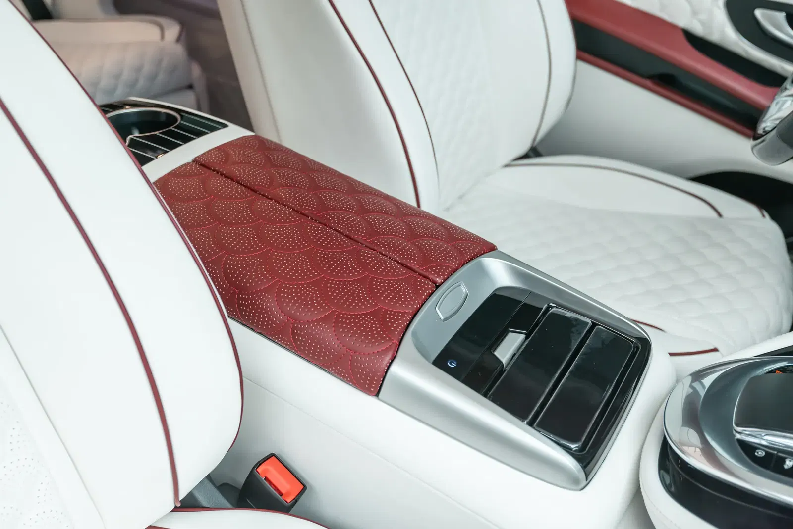 2021 Mercedes-Benz Metris Maybach-Style Conversion