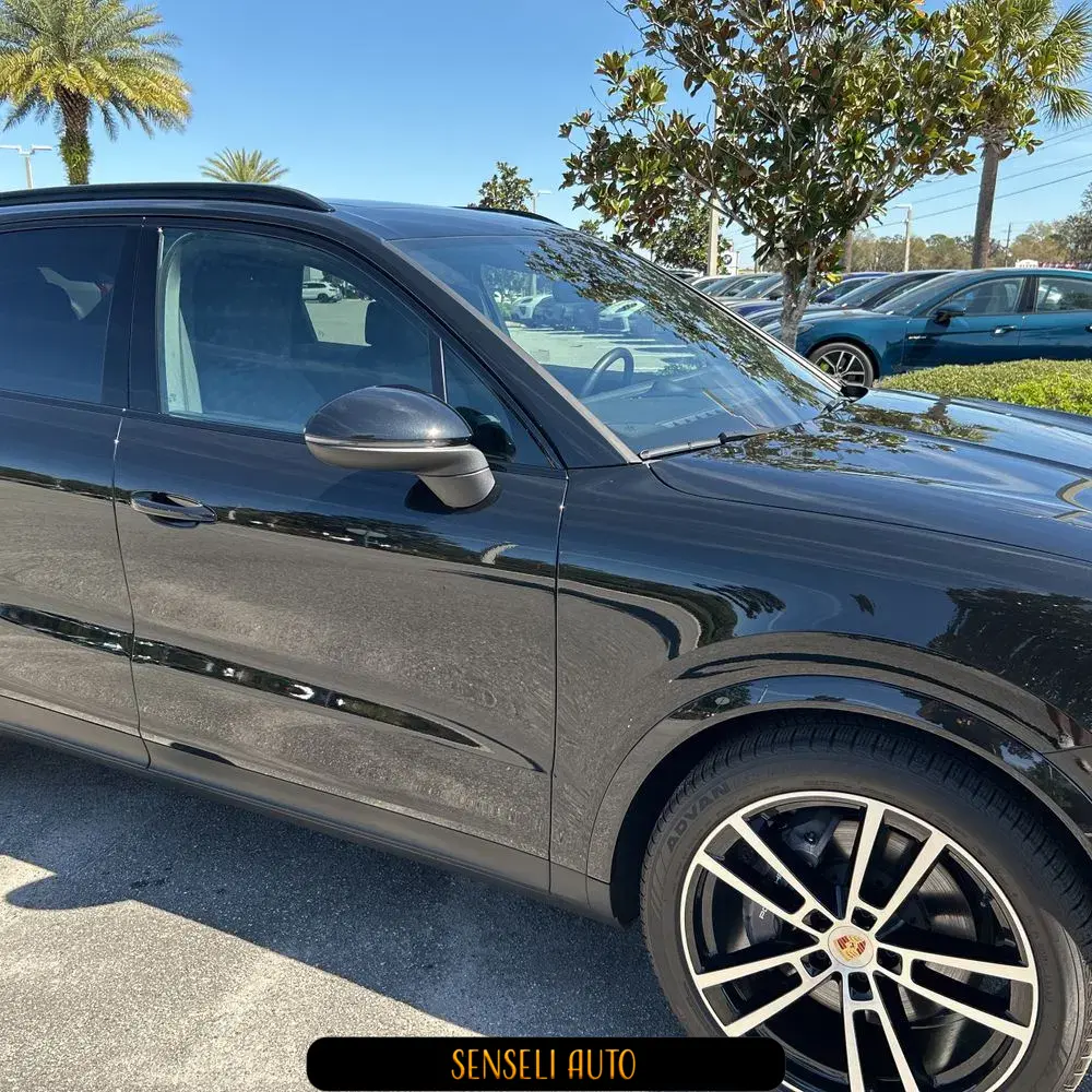 2024 Porsche Cayenne Base