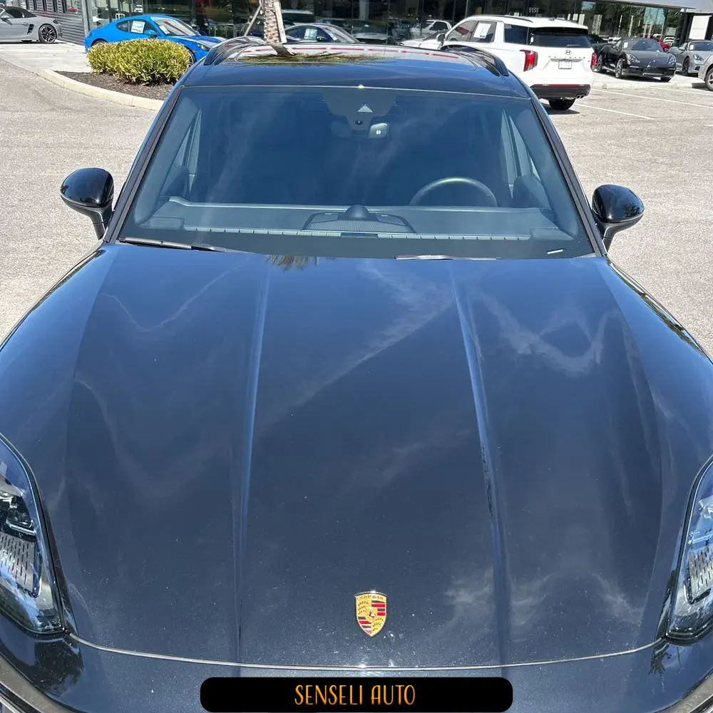 2024 Porsche Cayenne Base