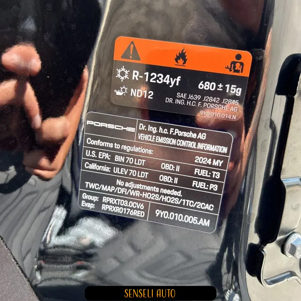 2024 Porsche Cayenne Base
