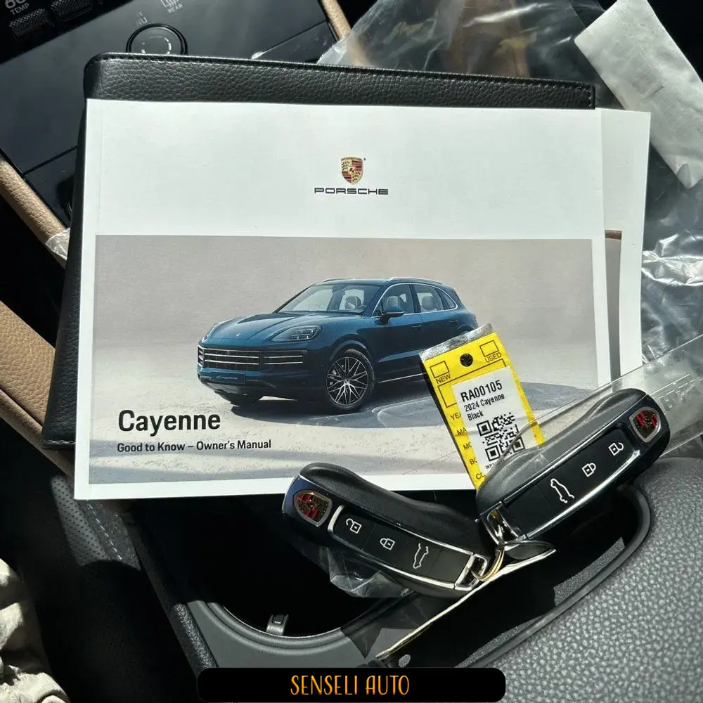 2024 Porsche Cayenne Base