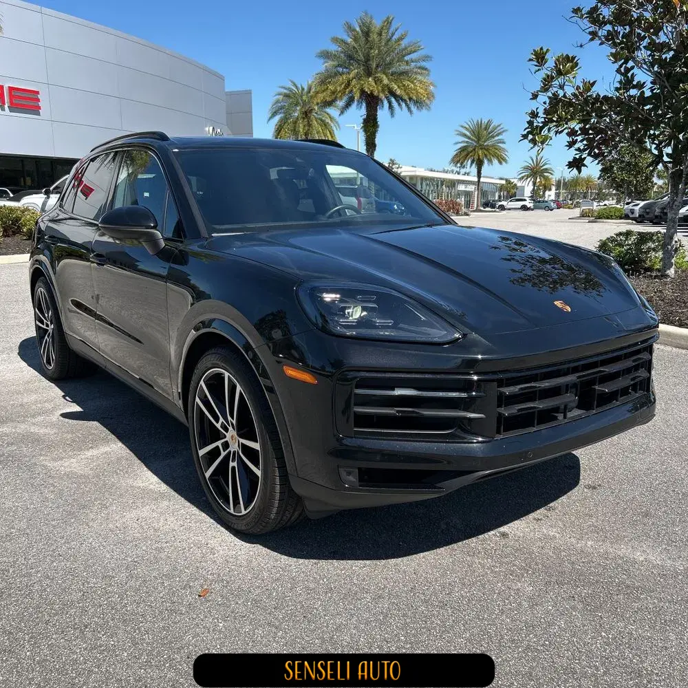 2024 Porsche Cayenne Base
