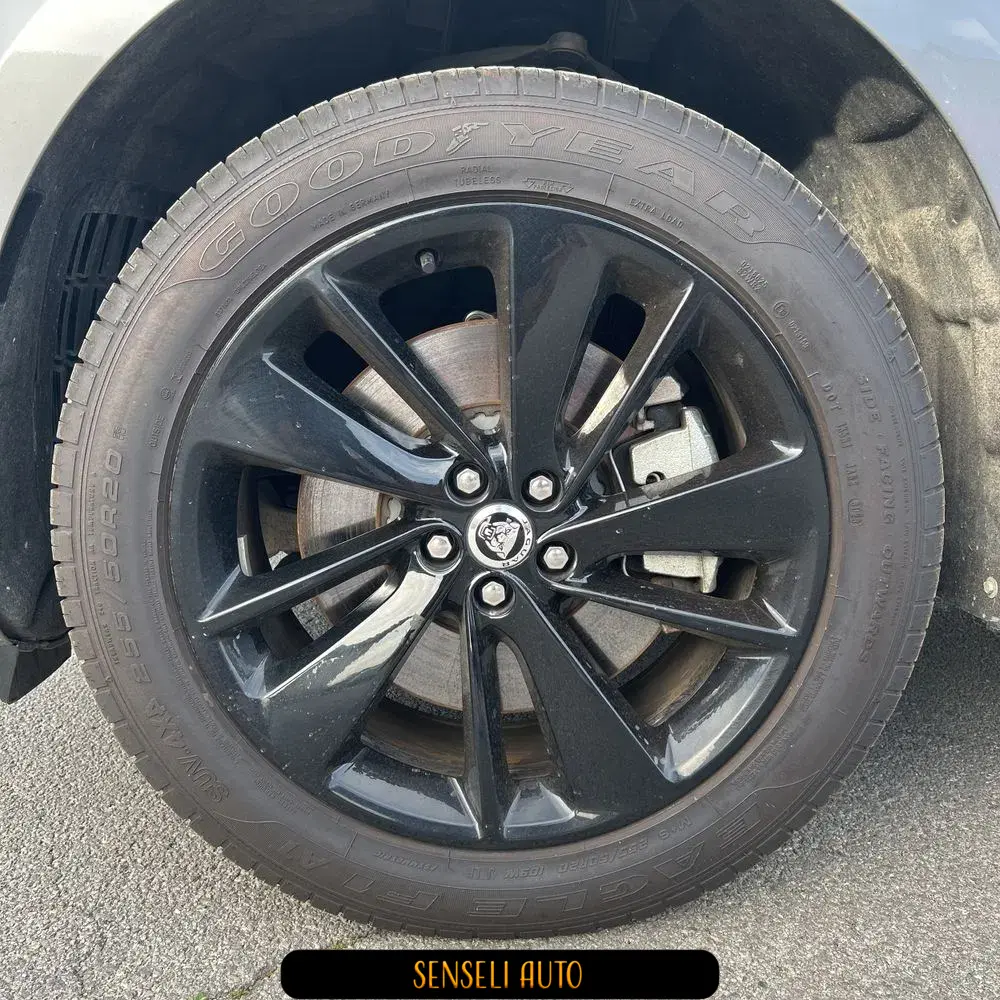 2024 Jaguar F-Pace P400 R-Dynamic S
