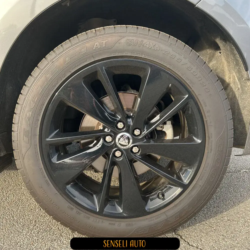 2024 Jaguar F-Pace P400 R-Dynamic S