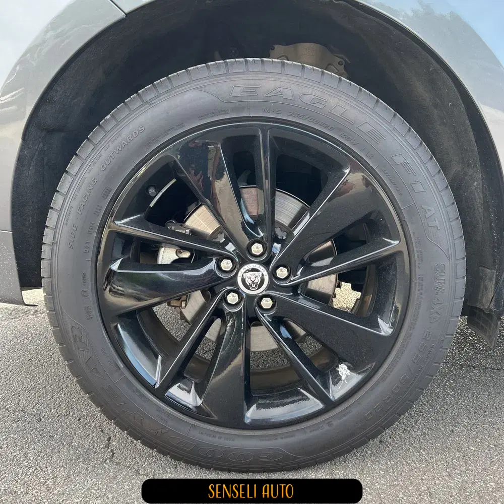 2024 Jaguar F-Pace P400 R-Dynamic S