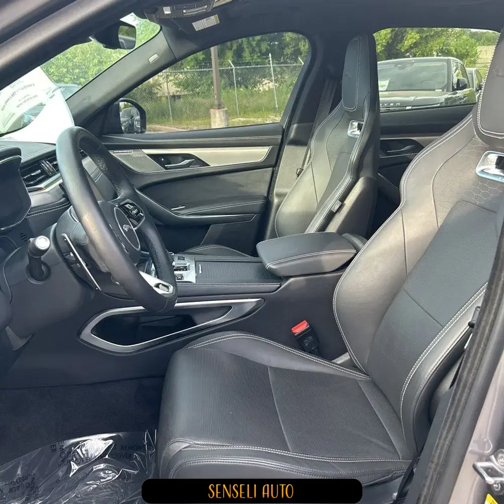 2024 Jaguar F-Pace P400 R-Dynamic S