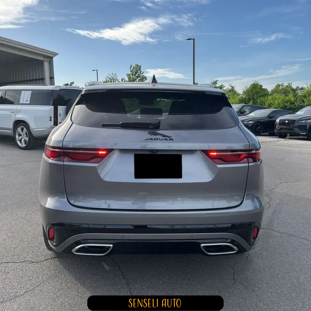2024 Jaguar F-Pace P400 R-Dynamic S