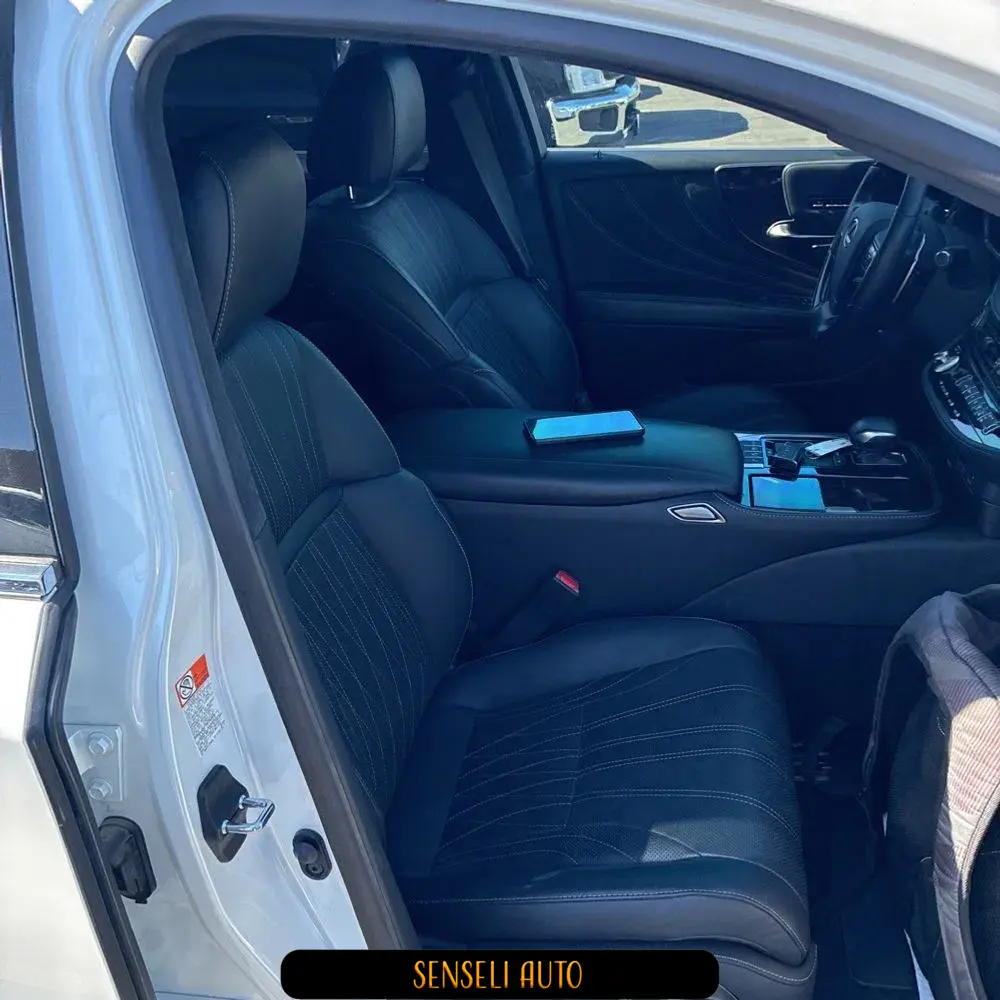 2022 Lexus LS 500 Base