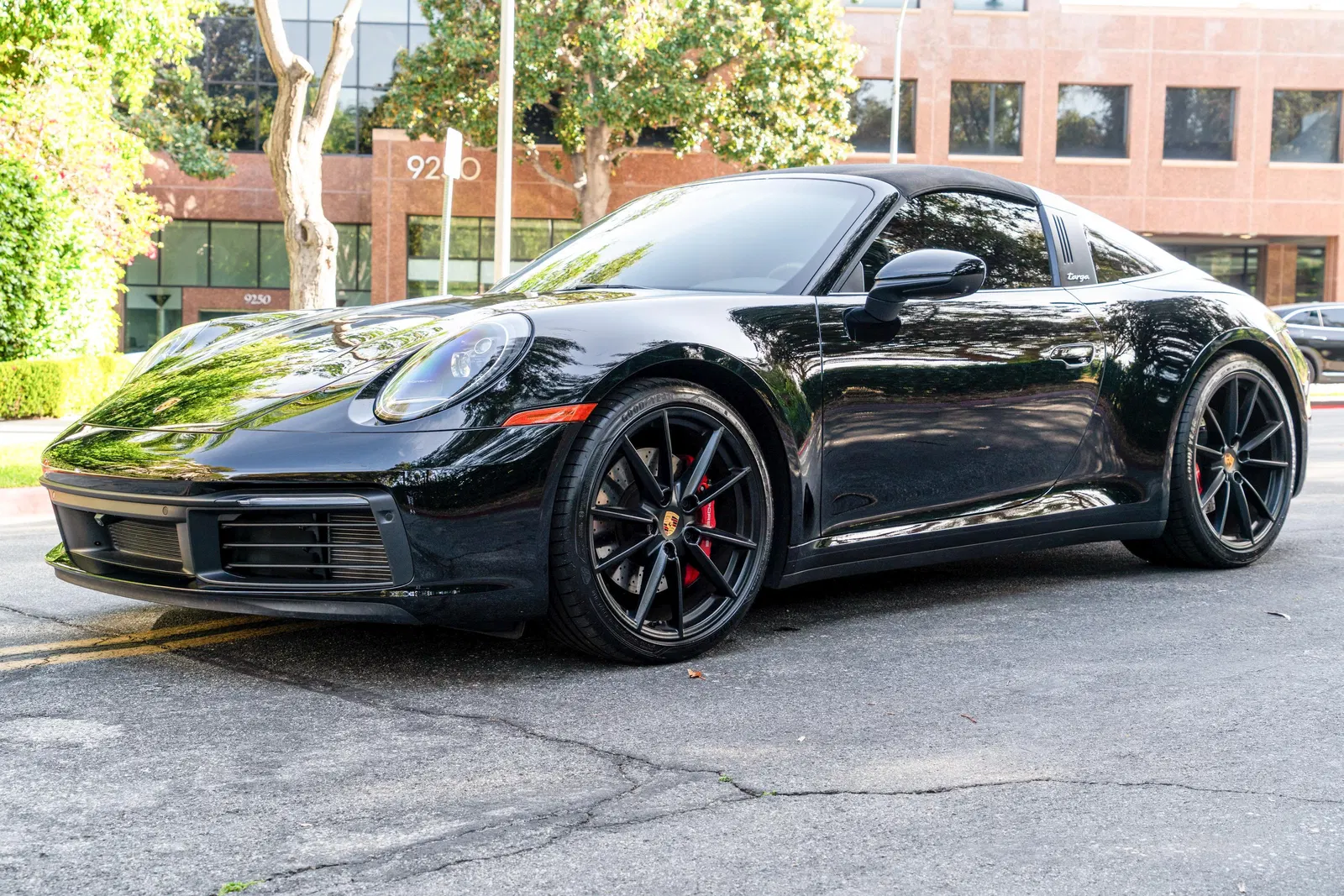 2024 Porsche 911 Targa 4S Coupe - 3k Miles, Twin-Turbo Flat-6, Premium and Sport Packages, AWD