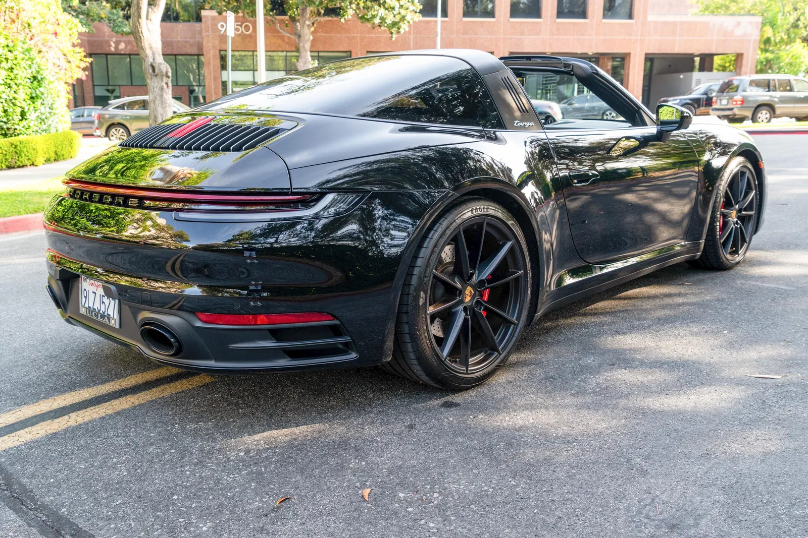 2024 Porsche 911 Targa 4S Coupe - 3k Miles, Twin-Turbo Flat-6, Premium and Sport Packages, AWD