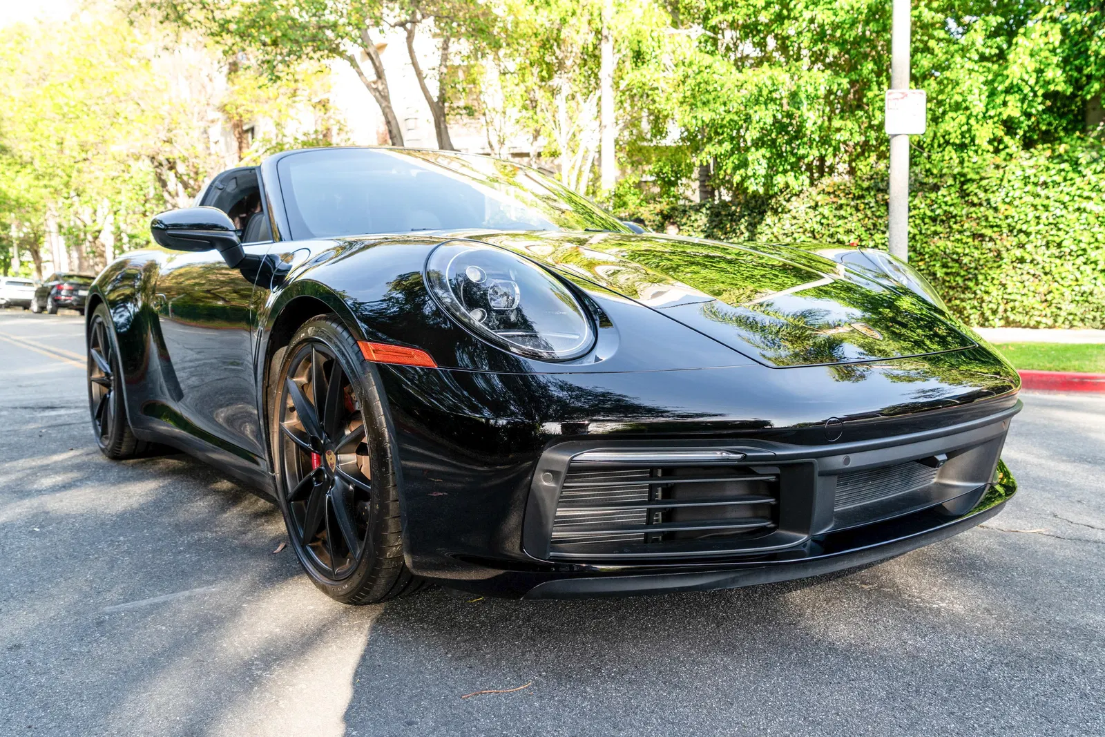 2024 Porsche 911 Targa 4S Coupe - 3k Miles, Twin-Turbo Flat-6, Premium and Sport Packages, AWD