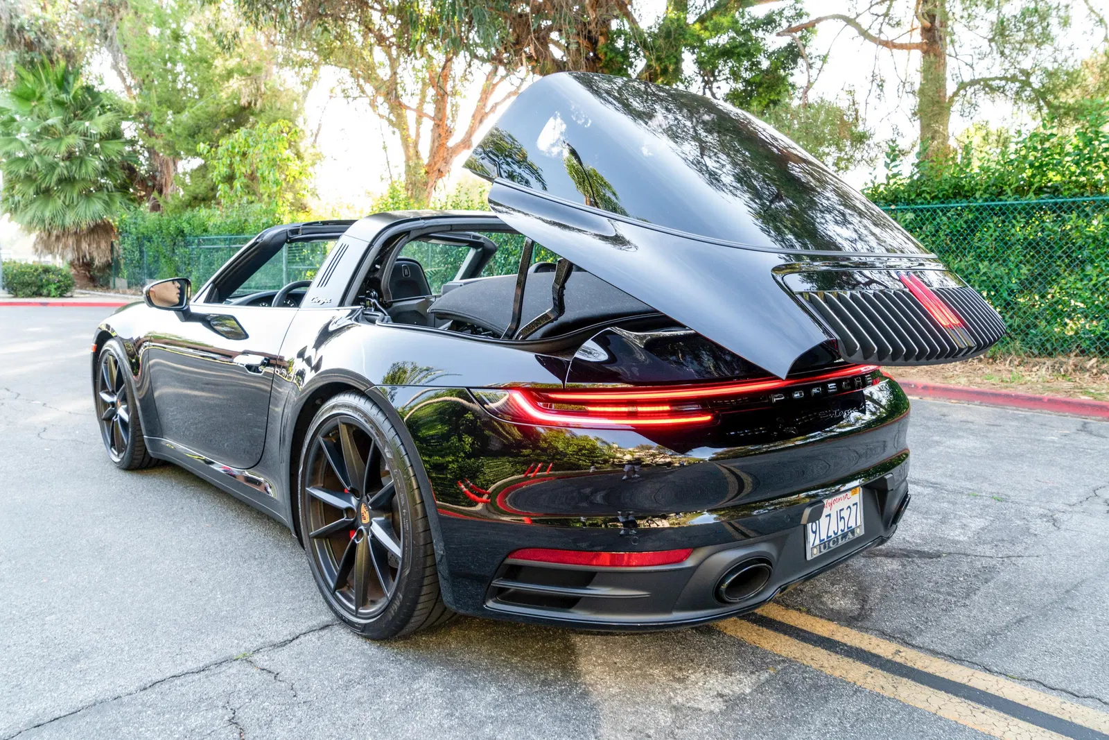 2024 Porsche 911 Targa 4S Coupe - 3k Miles, Twin-Turbo Flat-6, Premium and Sport Packages, AWD