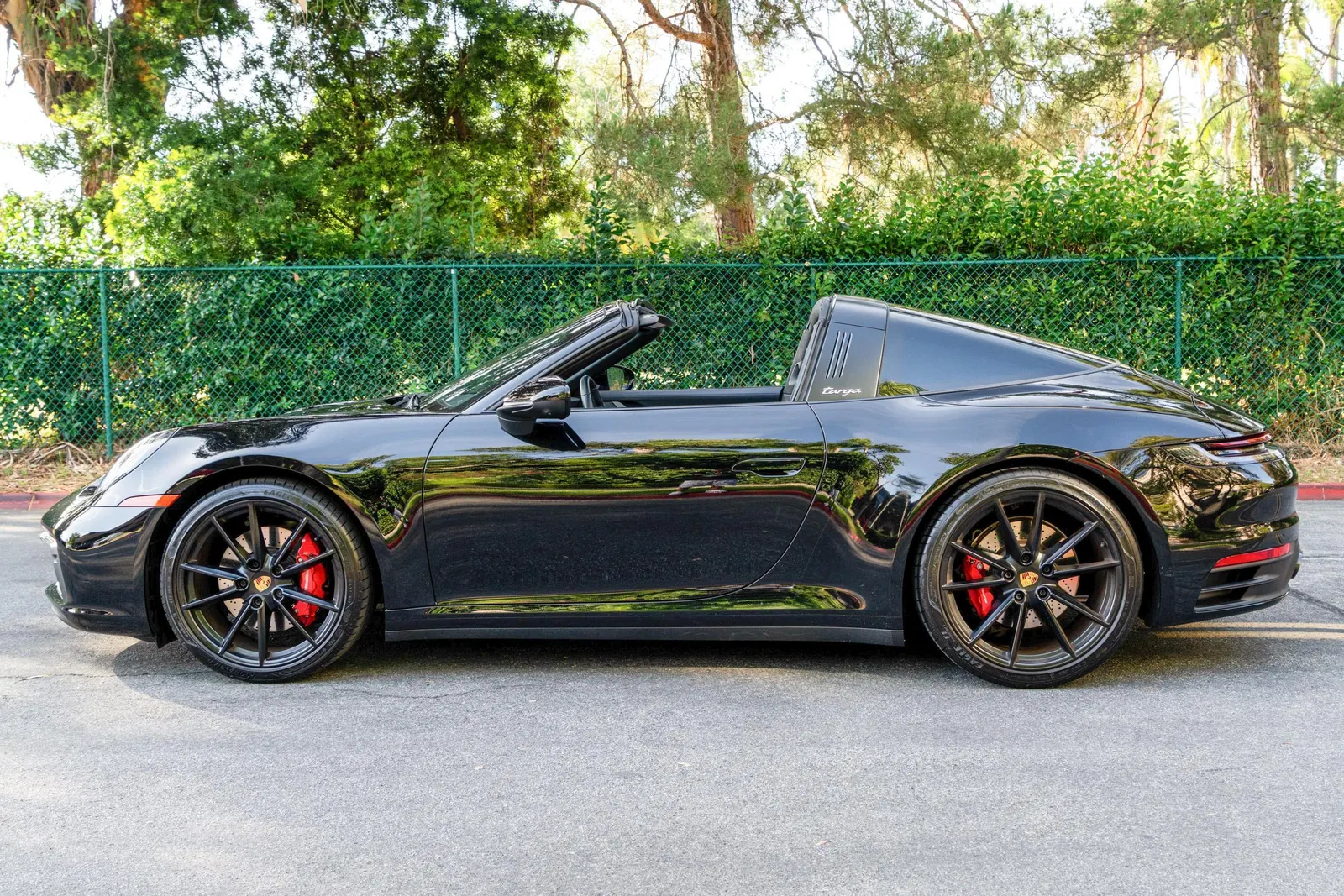2024 Porsche 911 Targa 4S Coupe - 3k Miles, Twin-Turbo Flat-6, Premium and Sport Packages, AWD