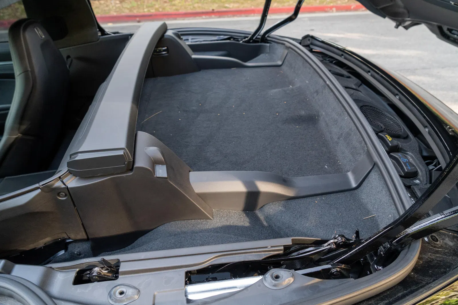 2024 Porsche 911 Targa 4S Coupe - 3k Miles, Twin-Turbo Flat-6, Premium and Sport Packages, AWD