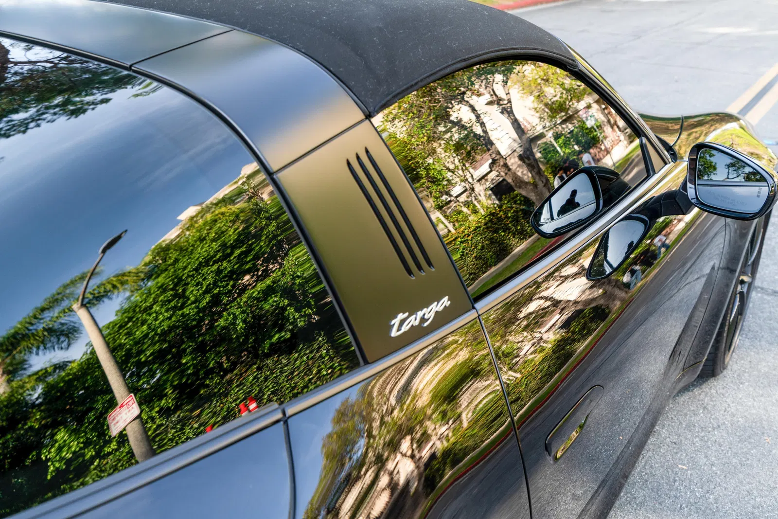 2024 Porsche 911 Targa 4S Coupe - 3k Miles, Twin-Turbo Flat-6, Premium and Sport Packages, AWD