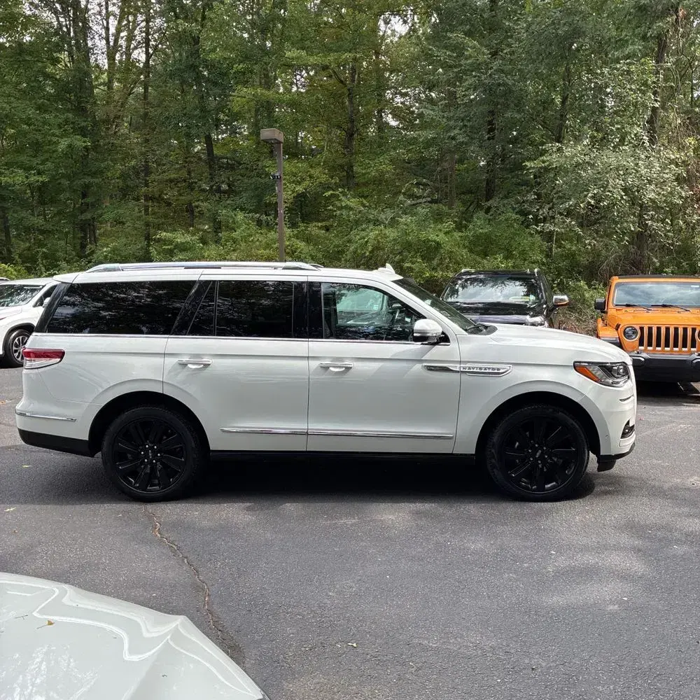 2022 Lincoln Navigator Reserve