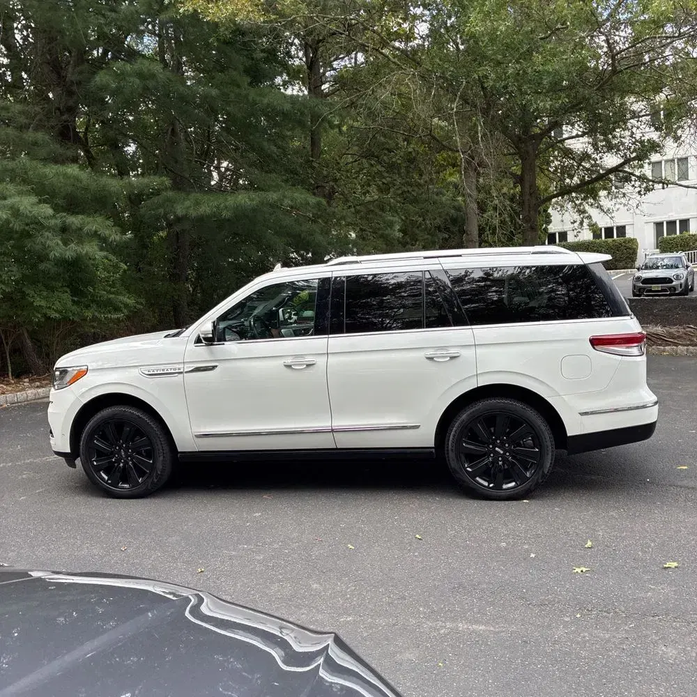 2022 Lincoln Navigator Reserve