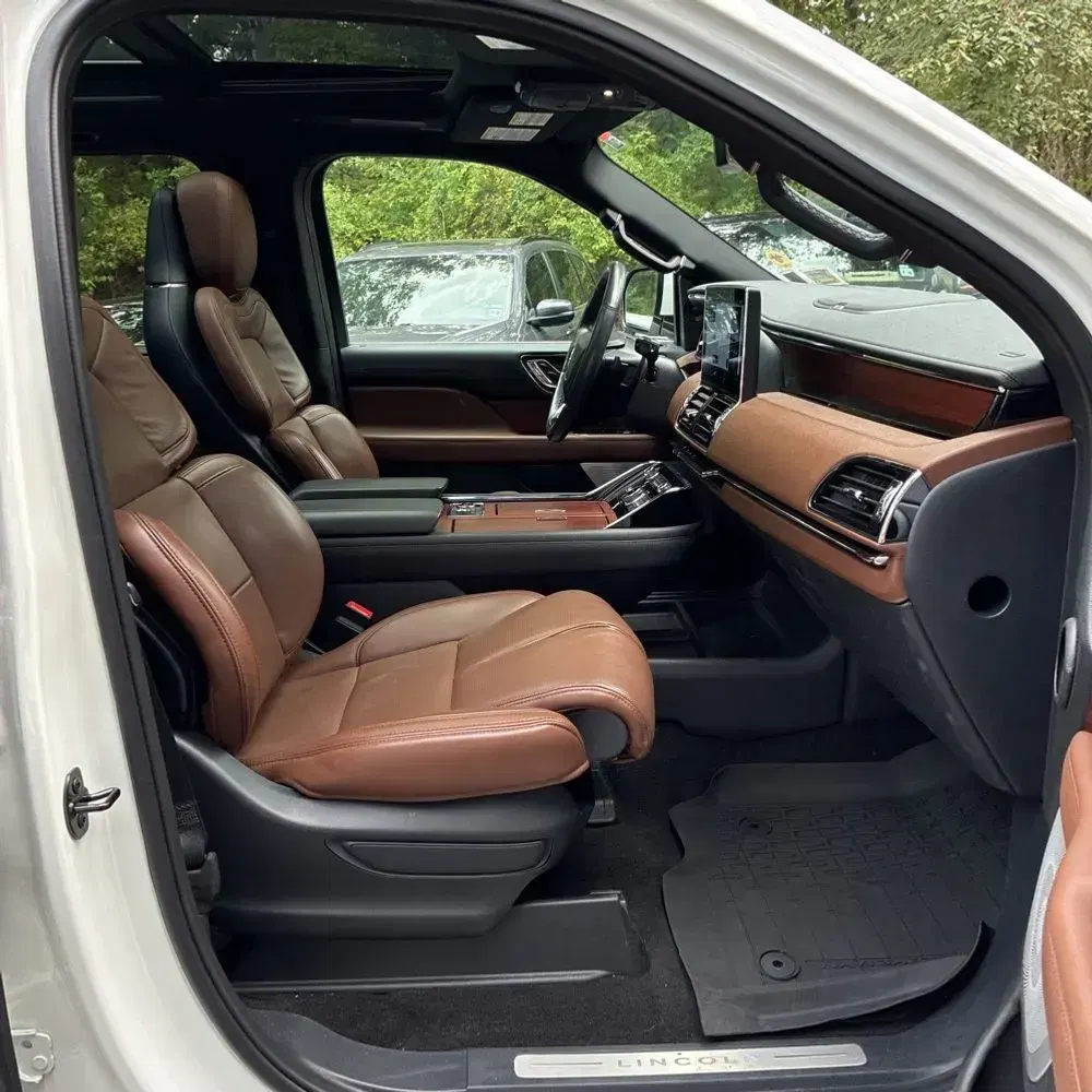 2022 Lincoln Navigator Reserve