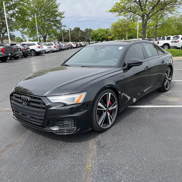 2022 Audi S6 Premium Plus