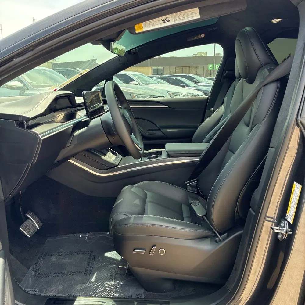 2024 Tesla Model X Plaid