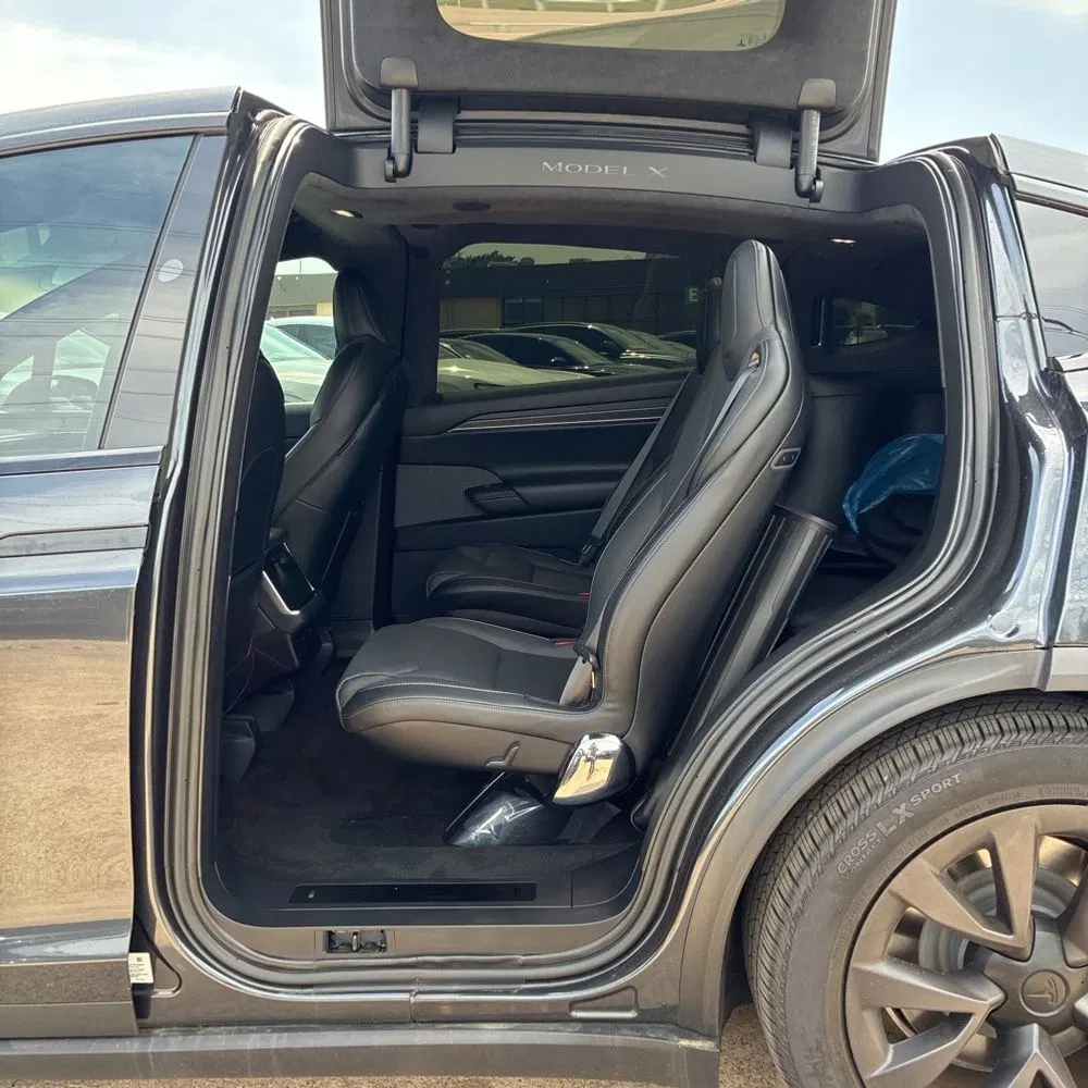 2024 Tesla Model X Plaid