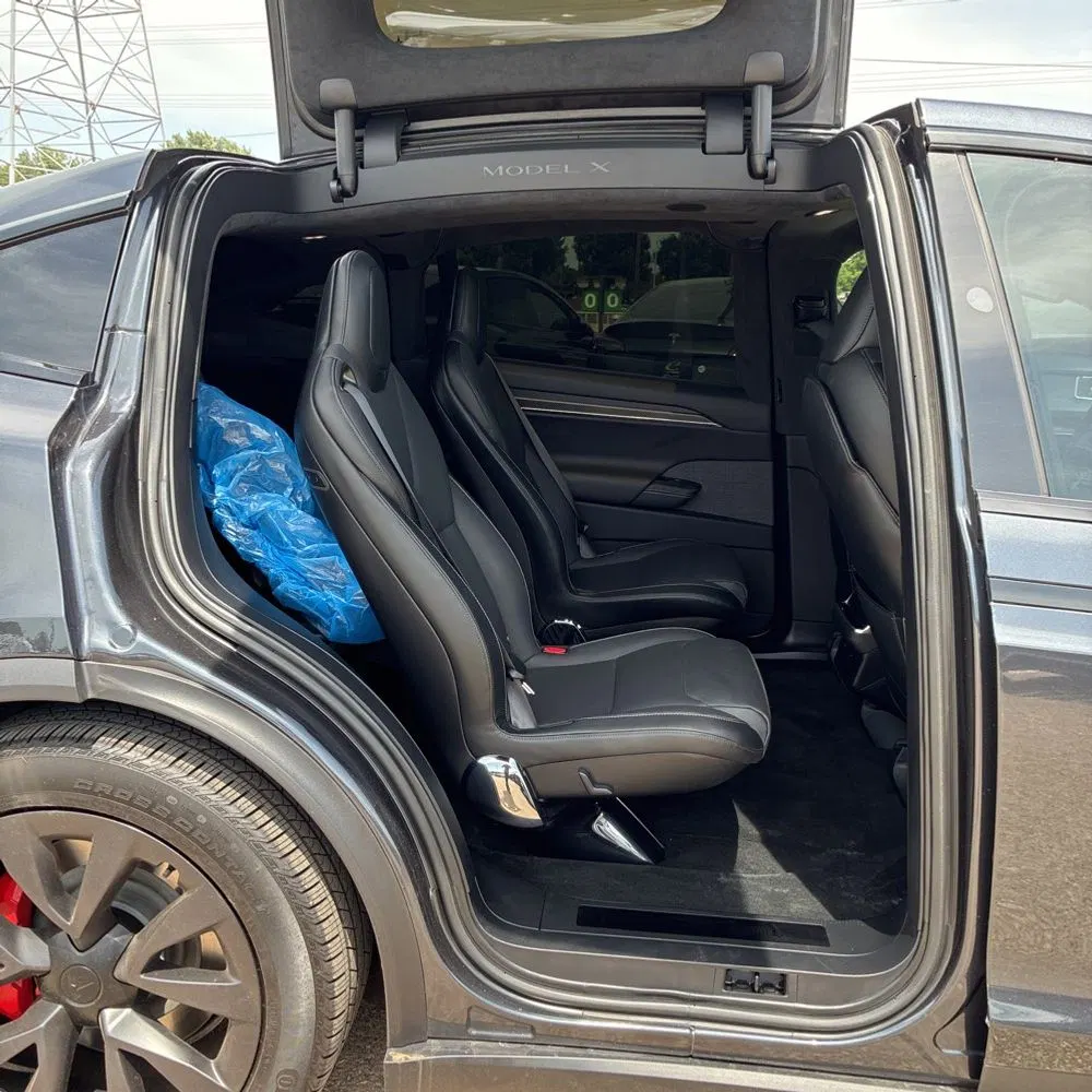 2024 Tesla Model X Plaid