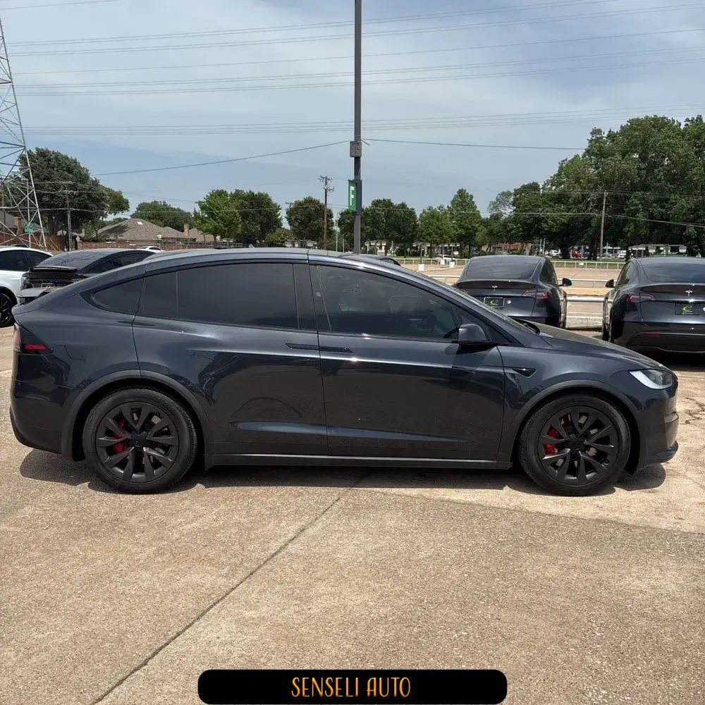 2024 Tesla Model X Plaid