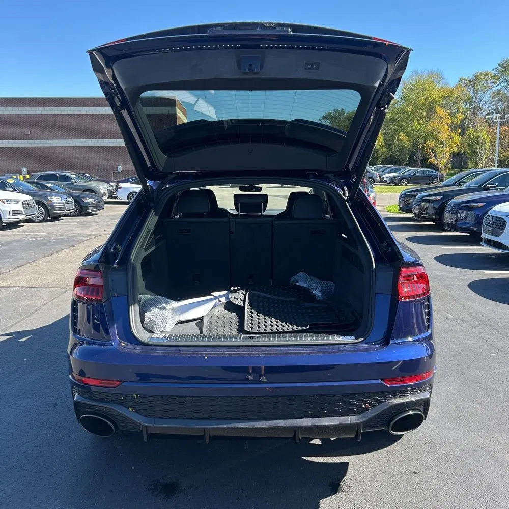 2023 Audi RS Q8