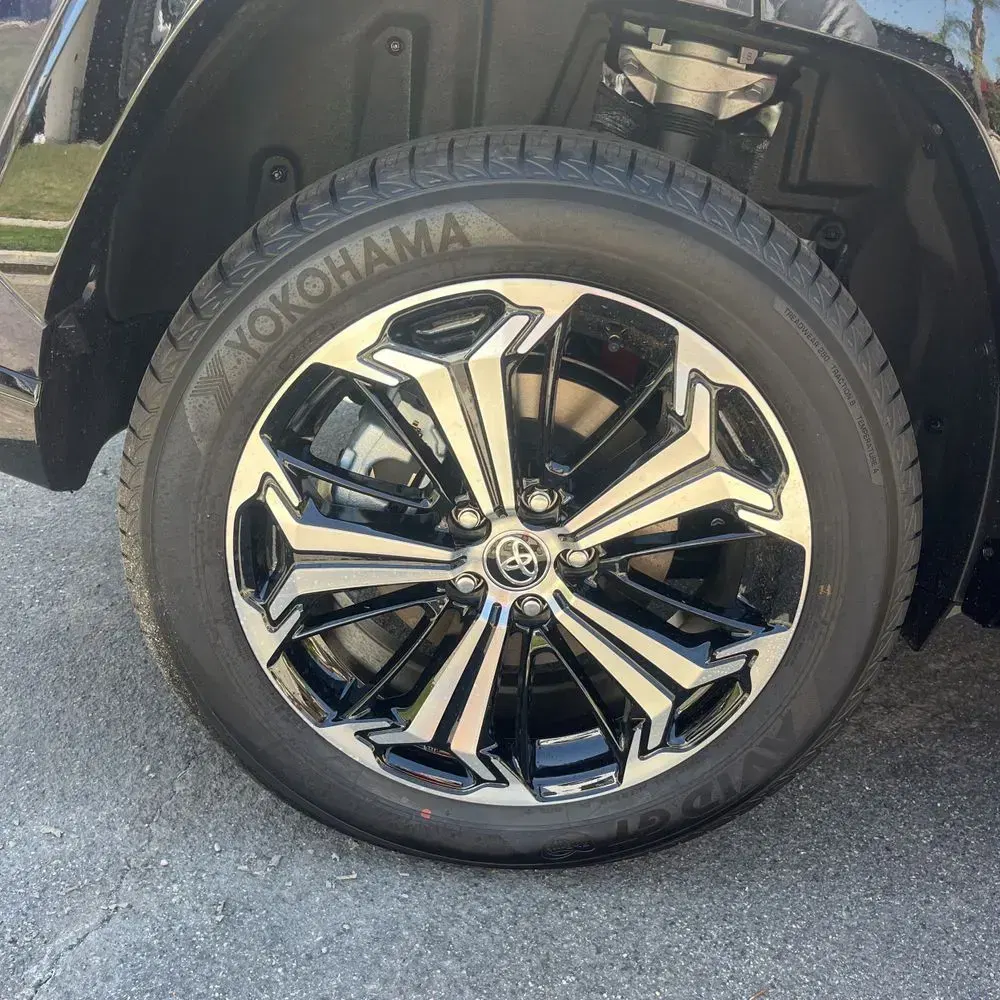 2025 Toyota RAV4 Plug-in Hybrid XSE
