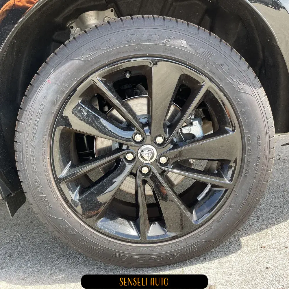 2024 Jaguar F-Pace P400 R-Dynamic S