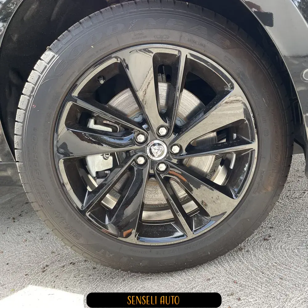 2024 Jaguar F-Pace P400 R-Dynamic S