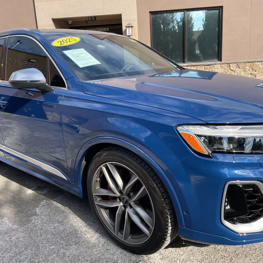 2025 Audi SQ7 Premium Plus