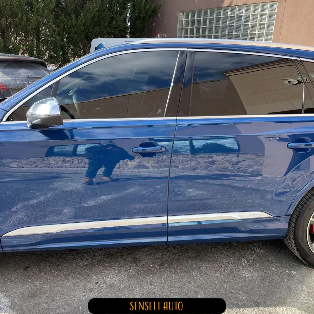 2025 Audi SQ7 Premium Plus