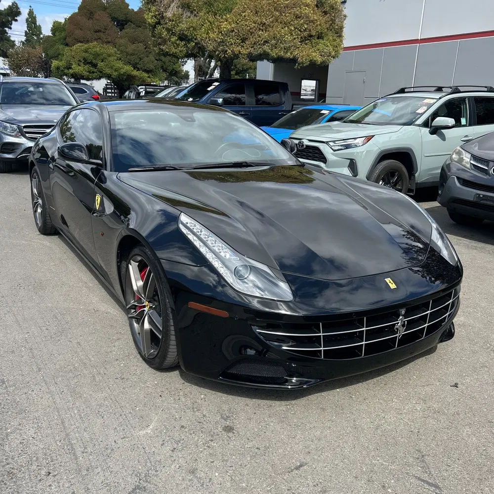 2012 Ferrari FF Base