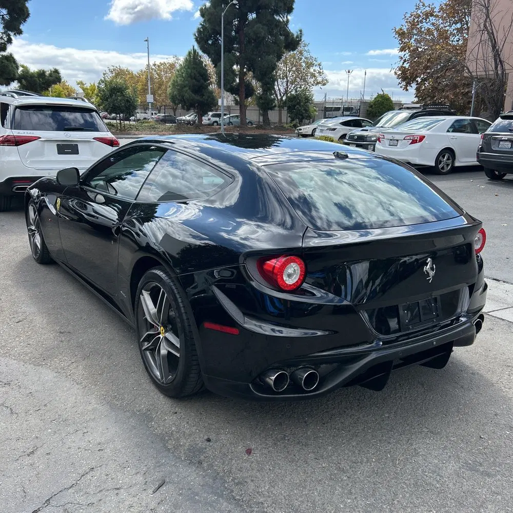 2012 Ferrari FF Base