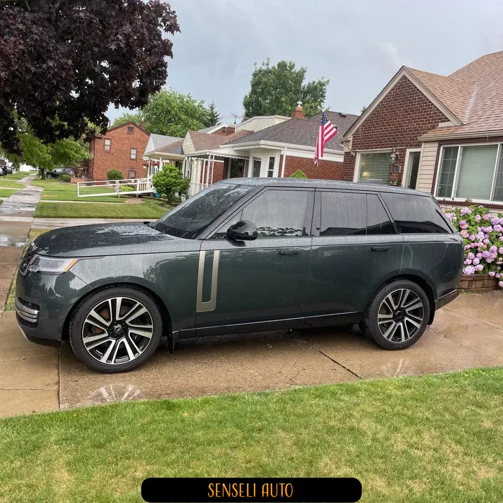 2023 Land Rover Range Rover P530 SE