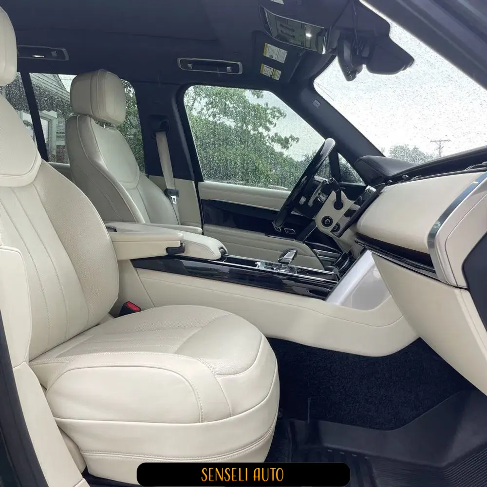 2023 Land Rover Range Rover P530 SE