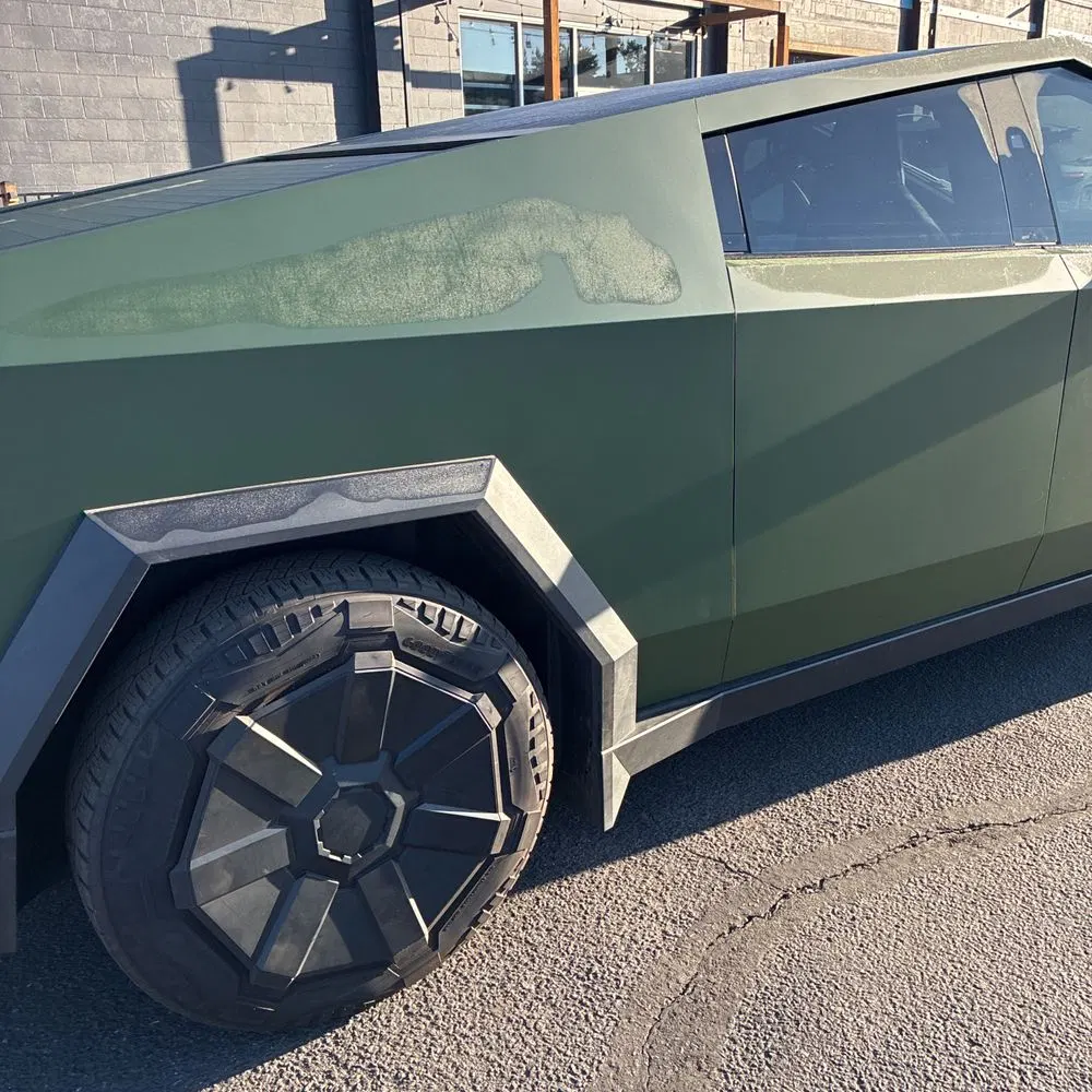 2025 Tesla Cybertruck CyberBeast