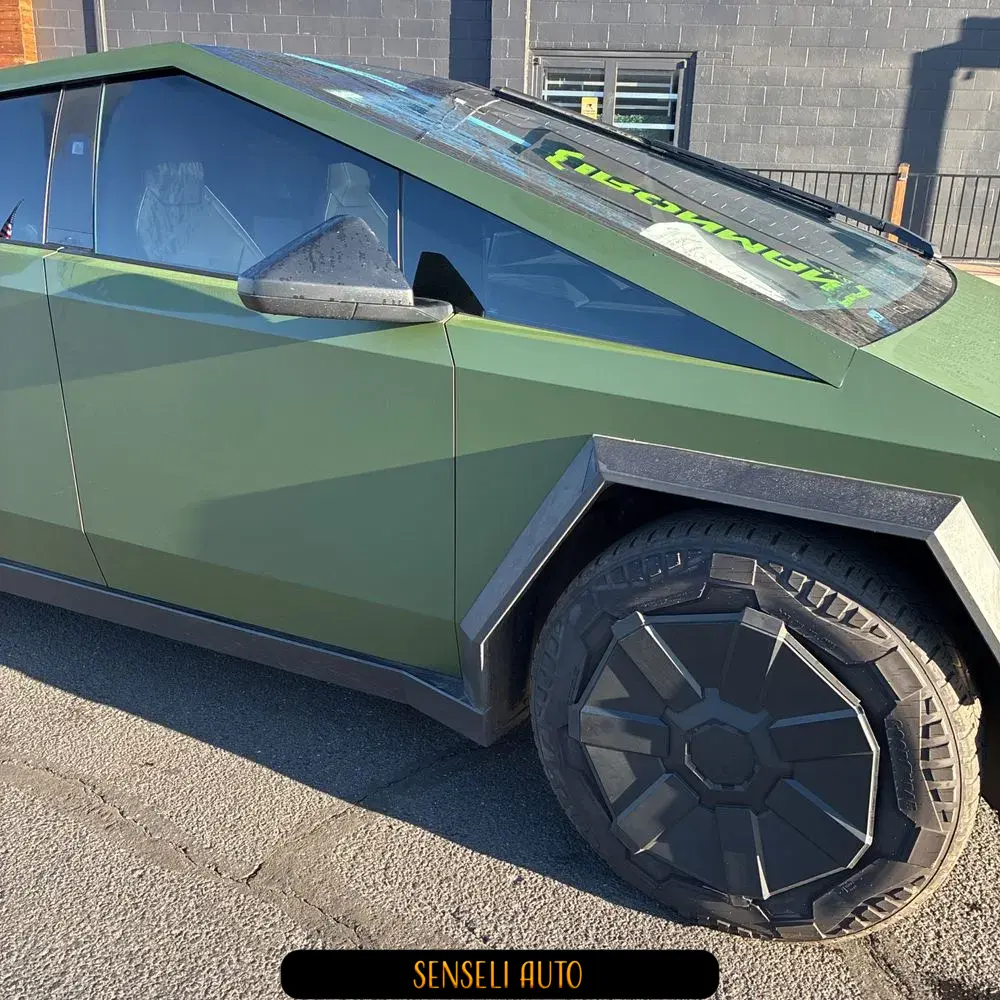 2025 Tesla Cybertruck CyberBeast