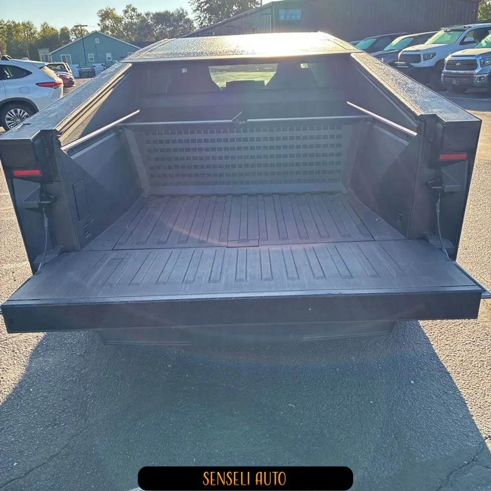 2025 Tesla Cybertruck CyberBeast
