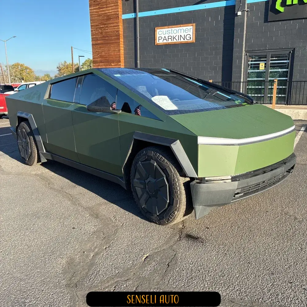 2025 Tesla Cybertruck CyberBeast