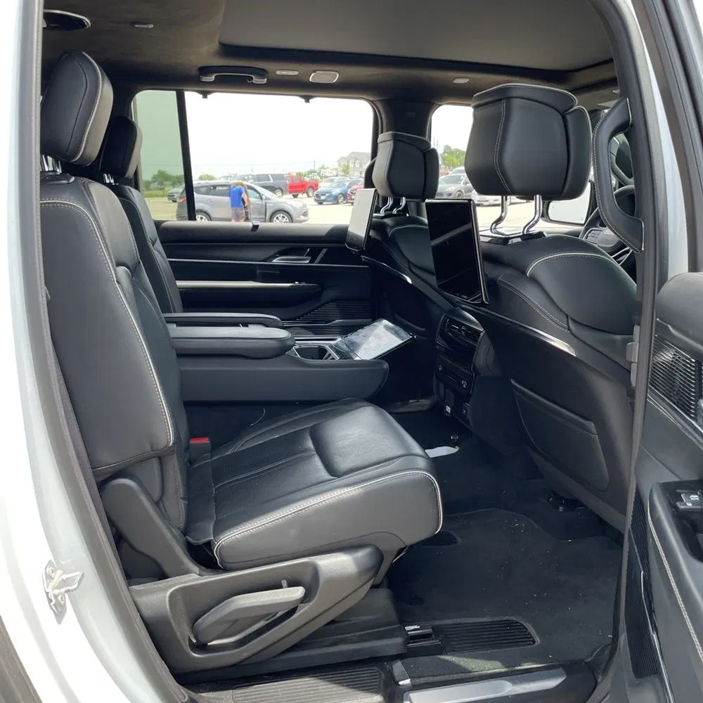 2024 Jeep Grand Wagoneer L Obsidian