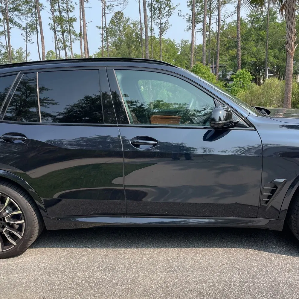 2025 BMW X5 M60i