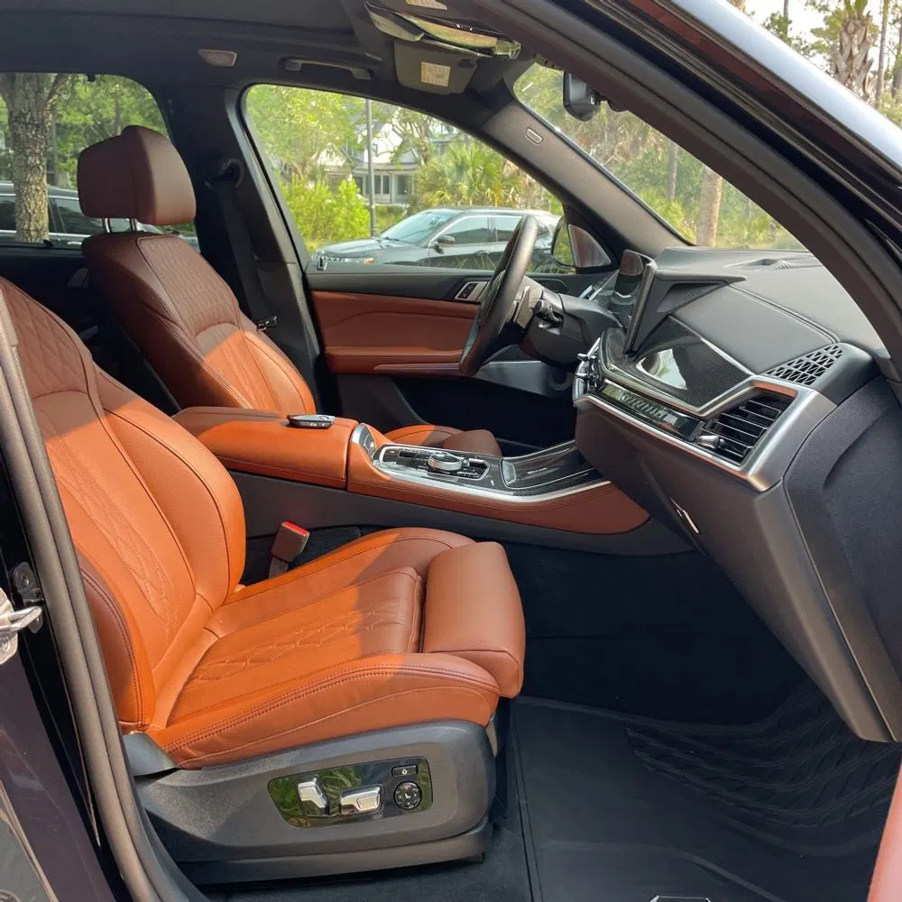 2025 BMW X5 M60i