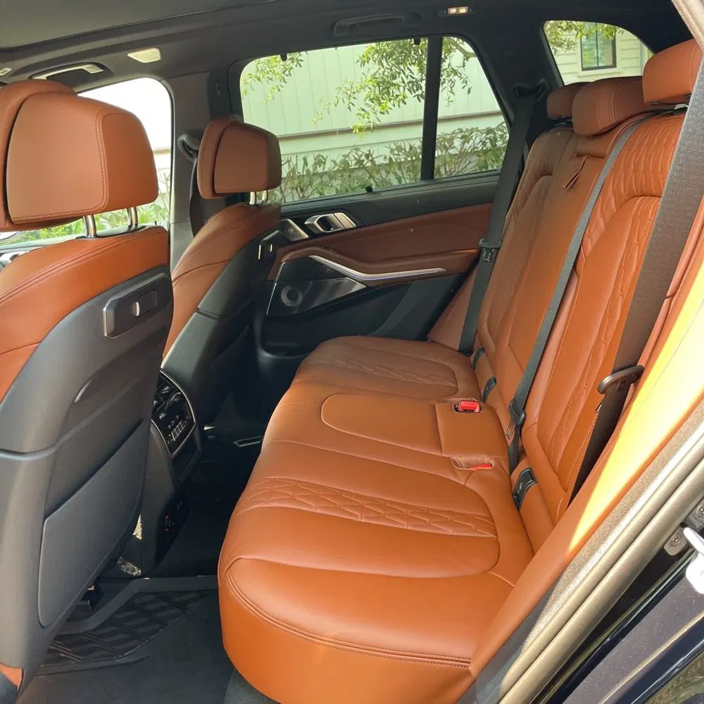 2025 BMW X5 M60i