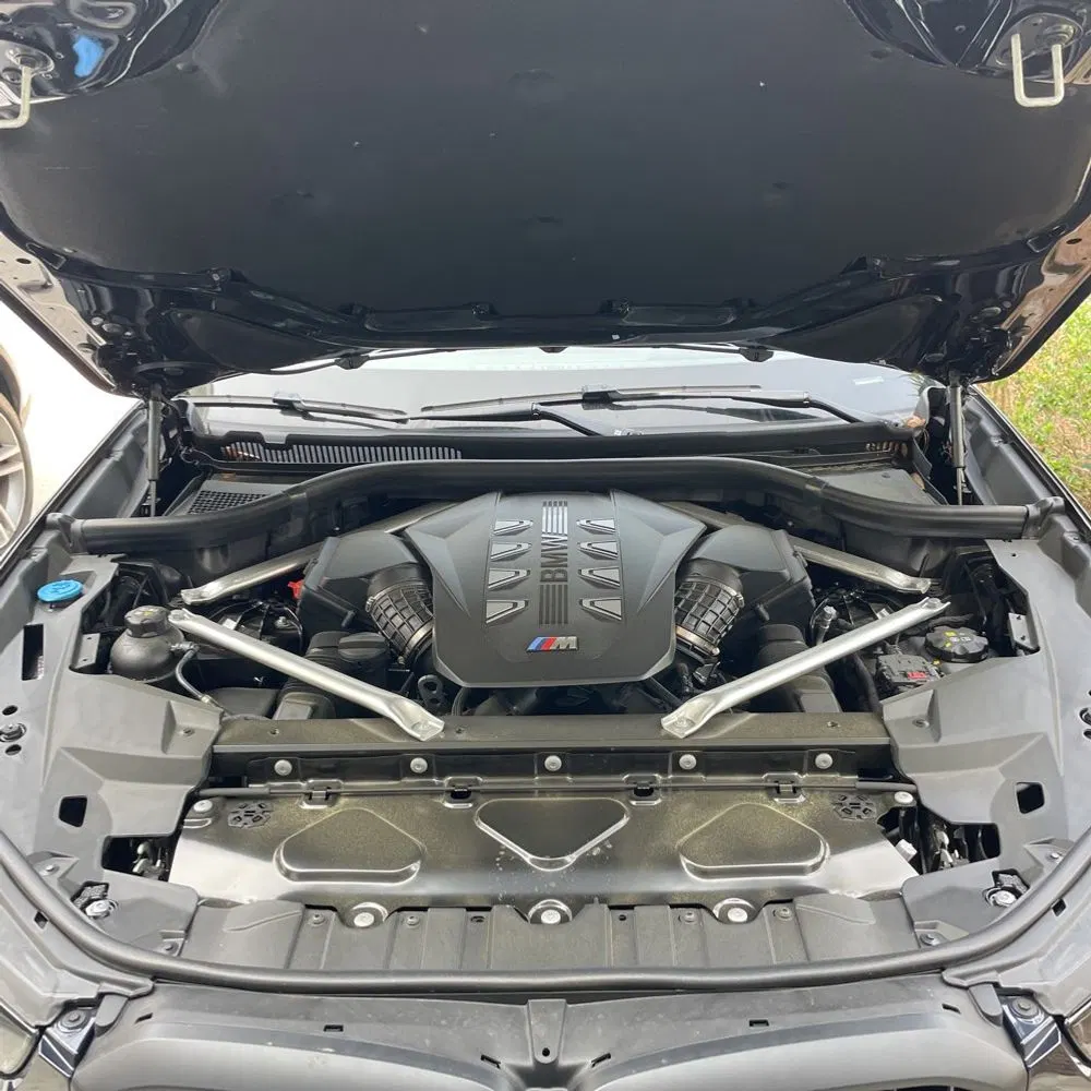 2025 BMW X5 M60i